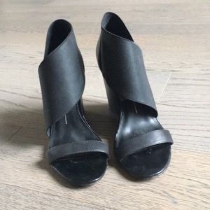 Dole Vita ankle wrap wedges